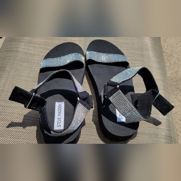 Steve Madden Sandals - Picture 4 of 4